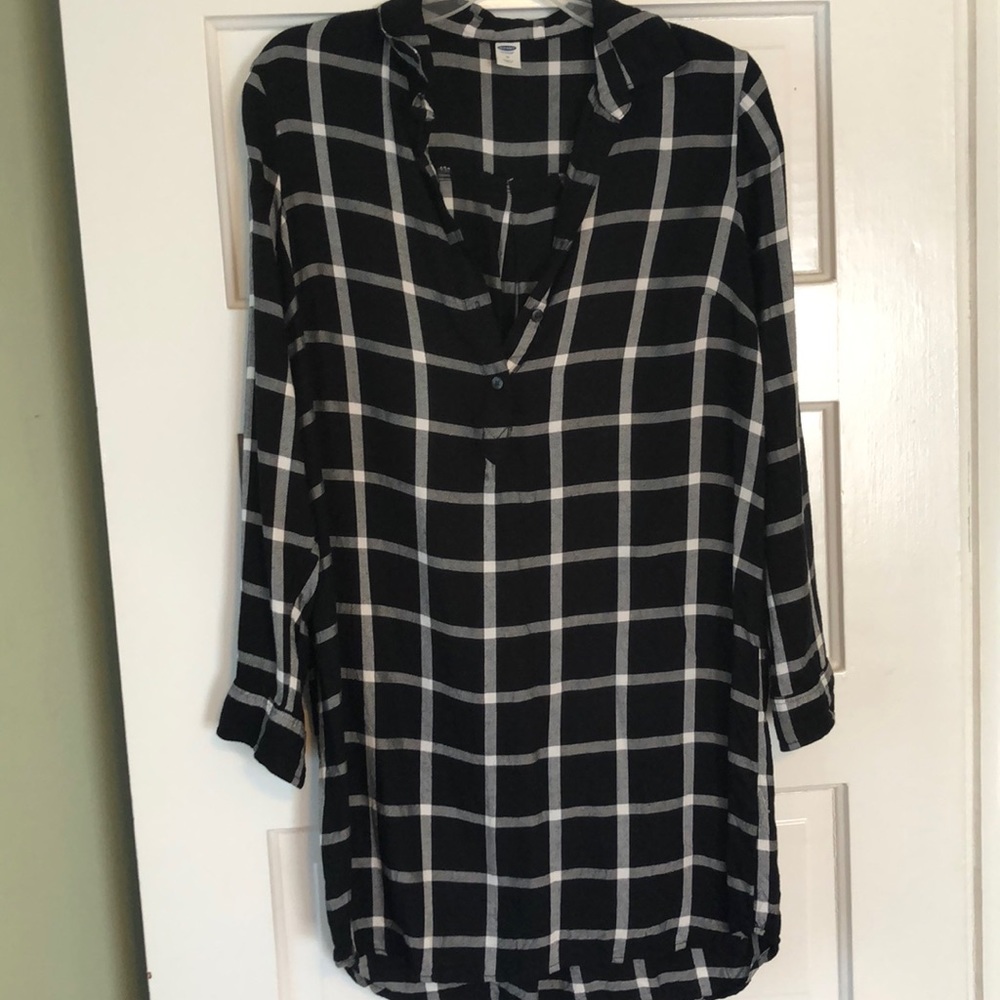 Black and white button shirt dress!